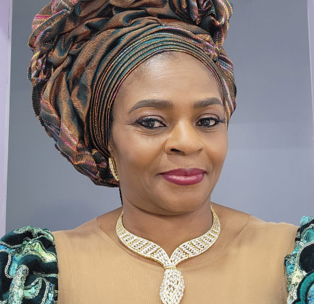 Photo of Ladian Modupe Onabanjo (Familoni), of 1968-1972